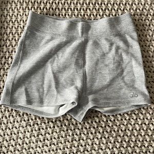 Alo Yoga Boyshort